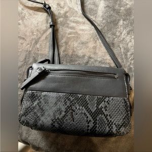 SOLD- Vera Wang Cross Body Purse